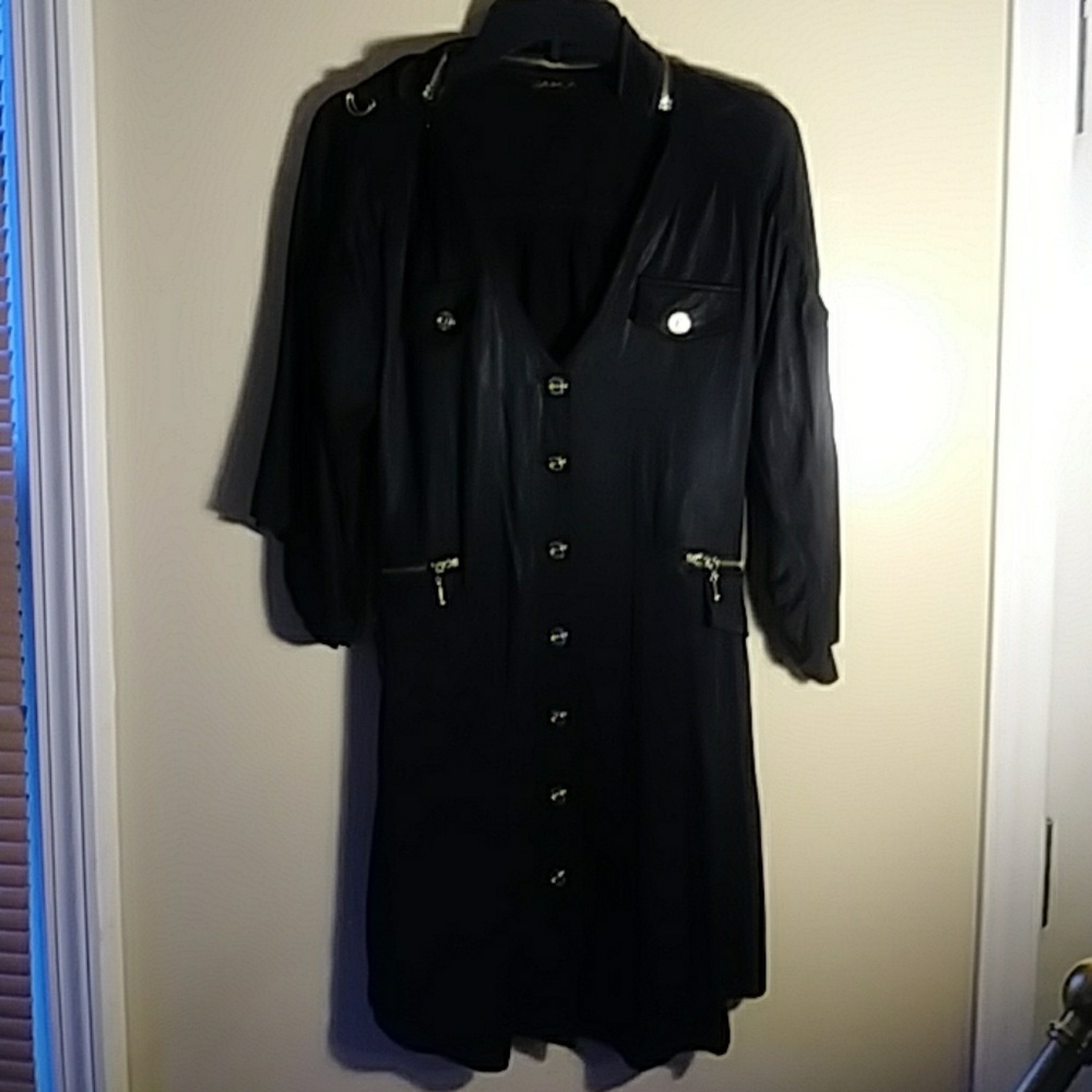 Size smalll larok dress